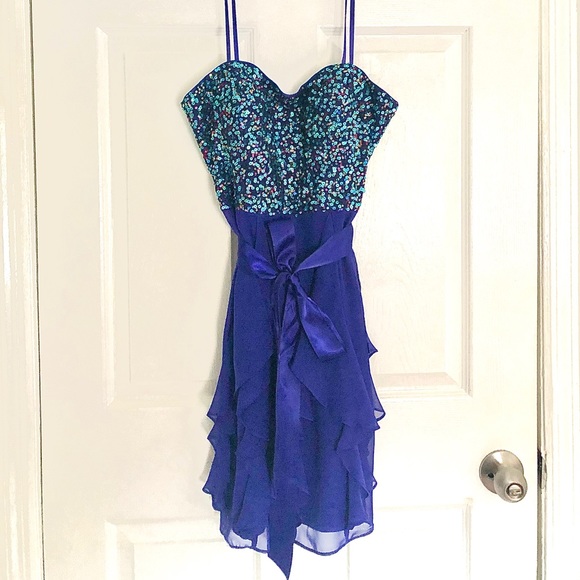 Blue Sequin Formal Dress by HaileyLogan in size 11 - Picture 5 of 8